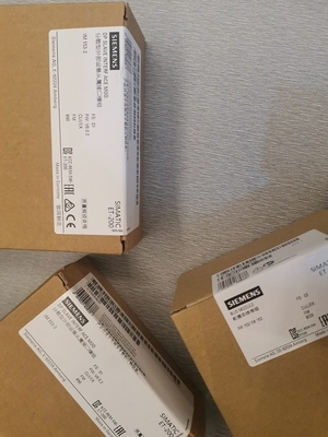 6ES7153-2AR04-0XA0 Siemens SIMATIC DP, ET 200M Red 2x(6ES7153-2BA10-0XB0) 1x(6ES7195-7HD10-0XA0)