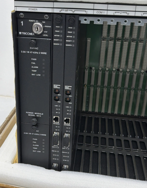 8110 Triconex High Density Main Chassis with RS-485 Ports