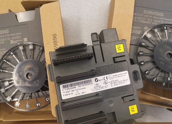 6ES7153-2AR04-0XA0 Siemens SIMATIC DP, ET 200M Red 2x(6ES7153-2BA10-0XB0) 1x(6ES7195-7HD10-0XA0)